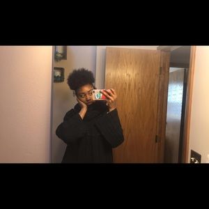 Meet your Posher, Leigh